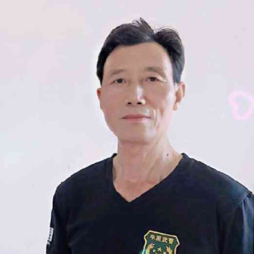 战地哨兵