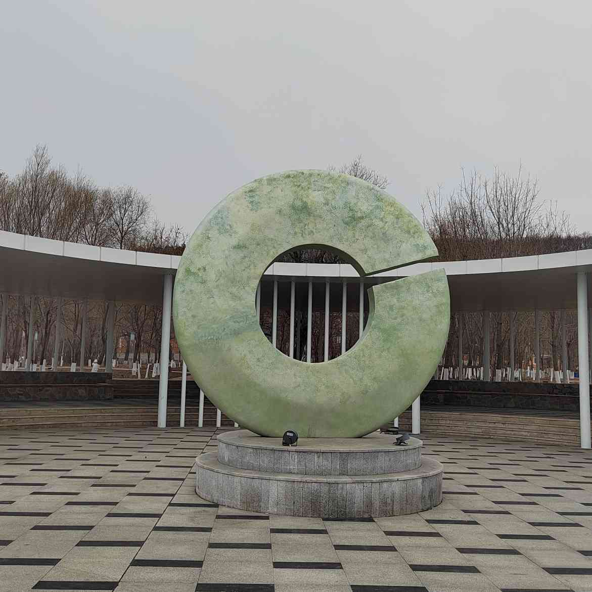 饶河小伟