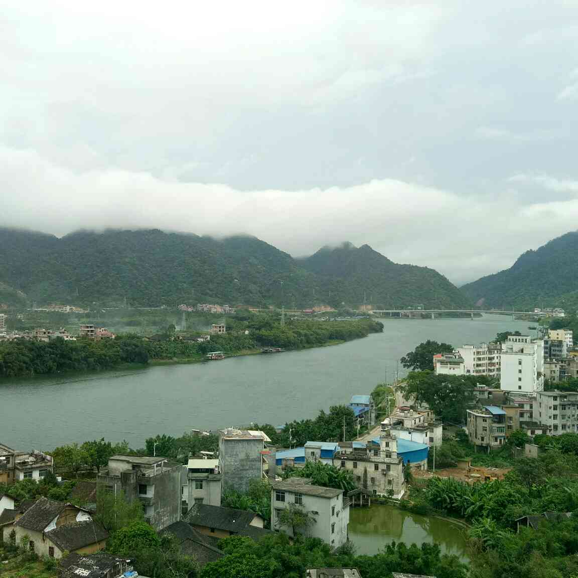 賀州市昭平縣_忽然二之間分享_天氣時景_預報查詢 - 墨跡天氣