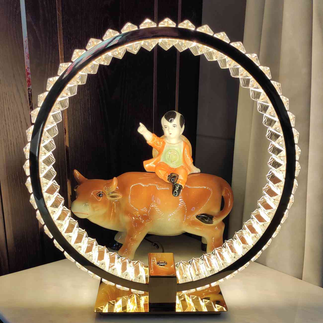 牧童骑金牛